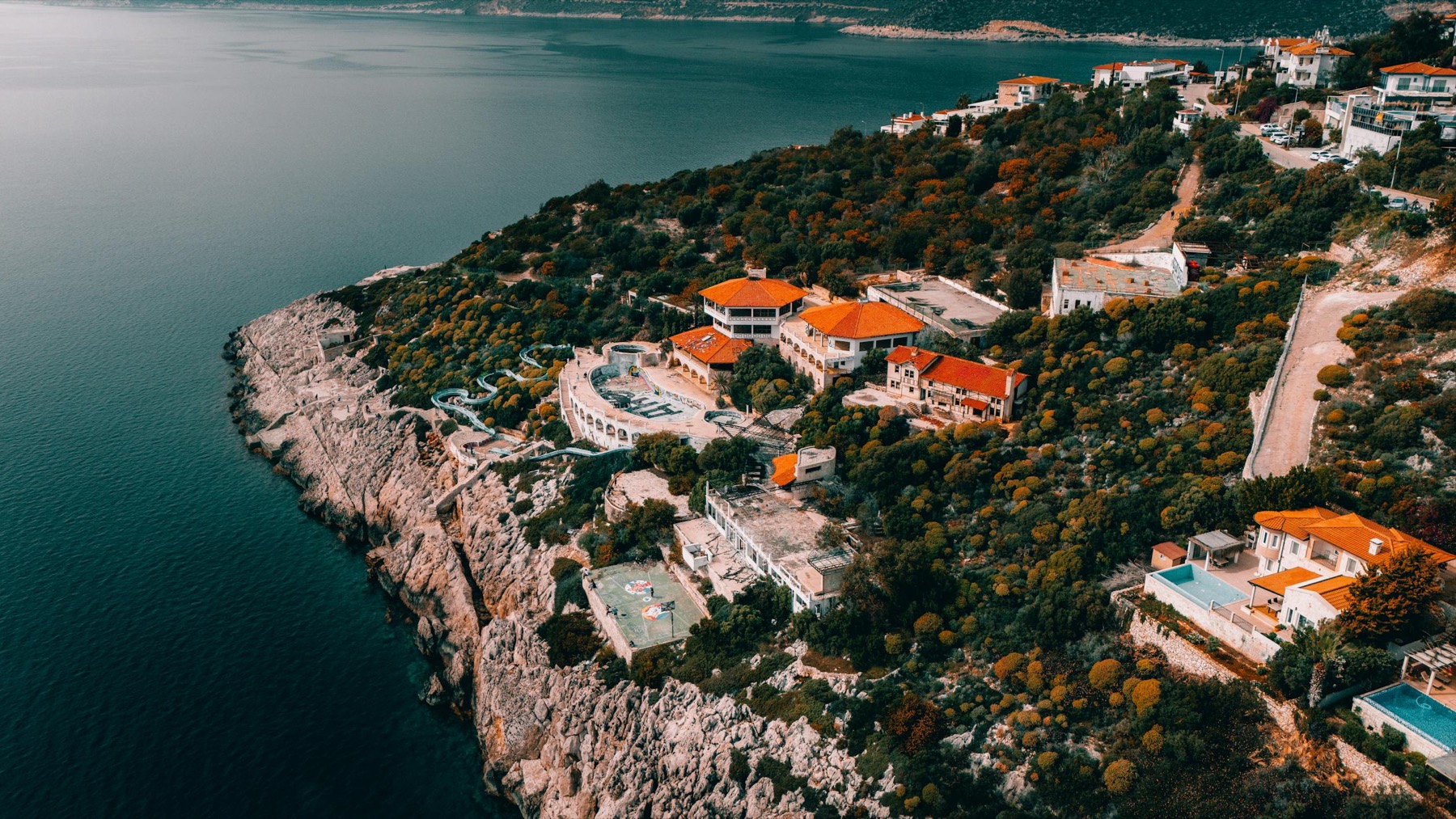 Aksu Lara Koru Konutları
